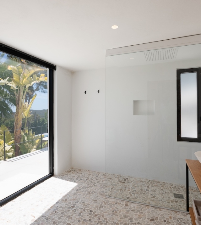 Resa Estates Ibiza for sale villa sea views koop bathroom 5.jpg